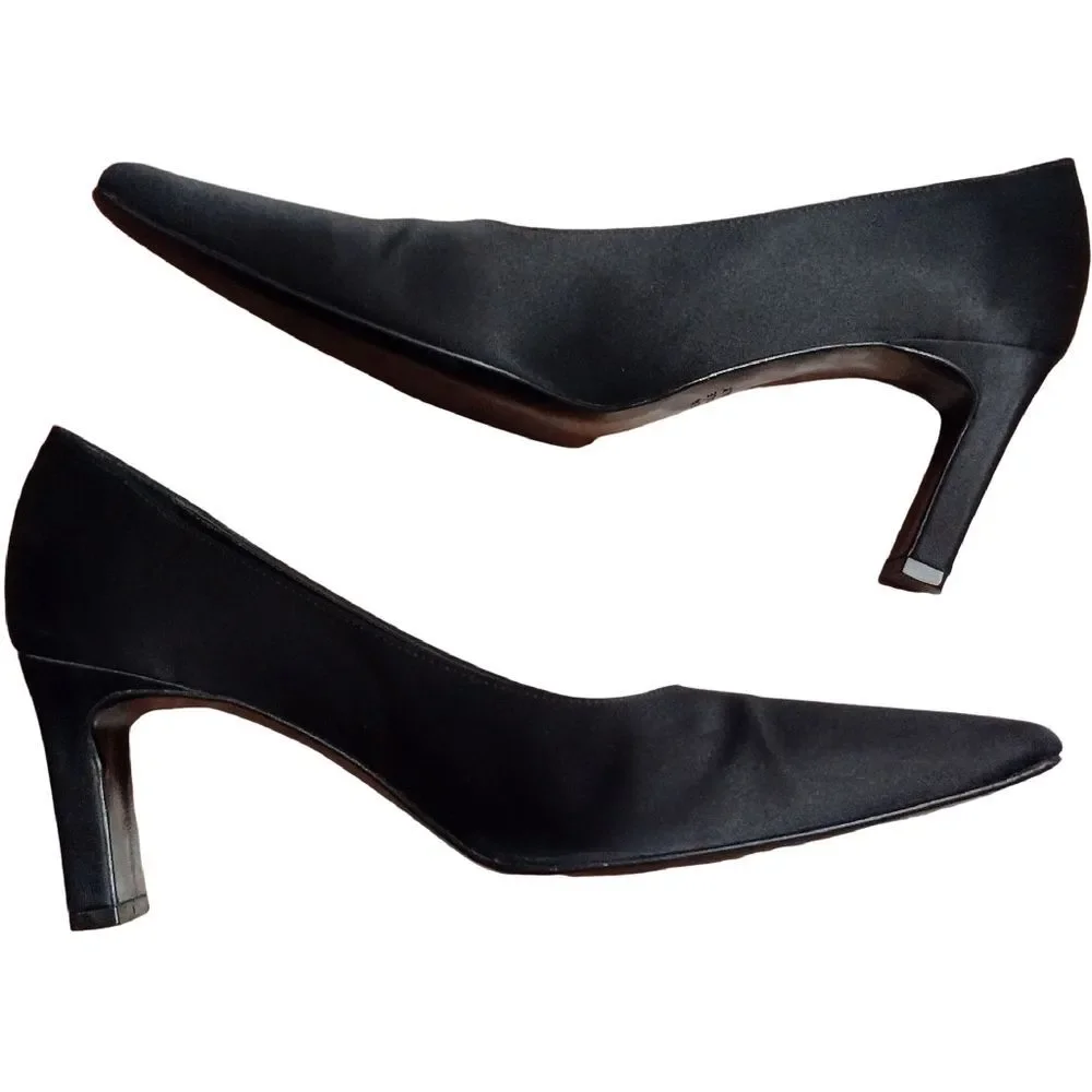 Vintage Talbot's Pointed Toe with Block Heel, Made in Italy, Size 8.5M, Black